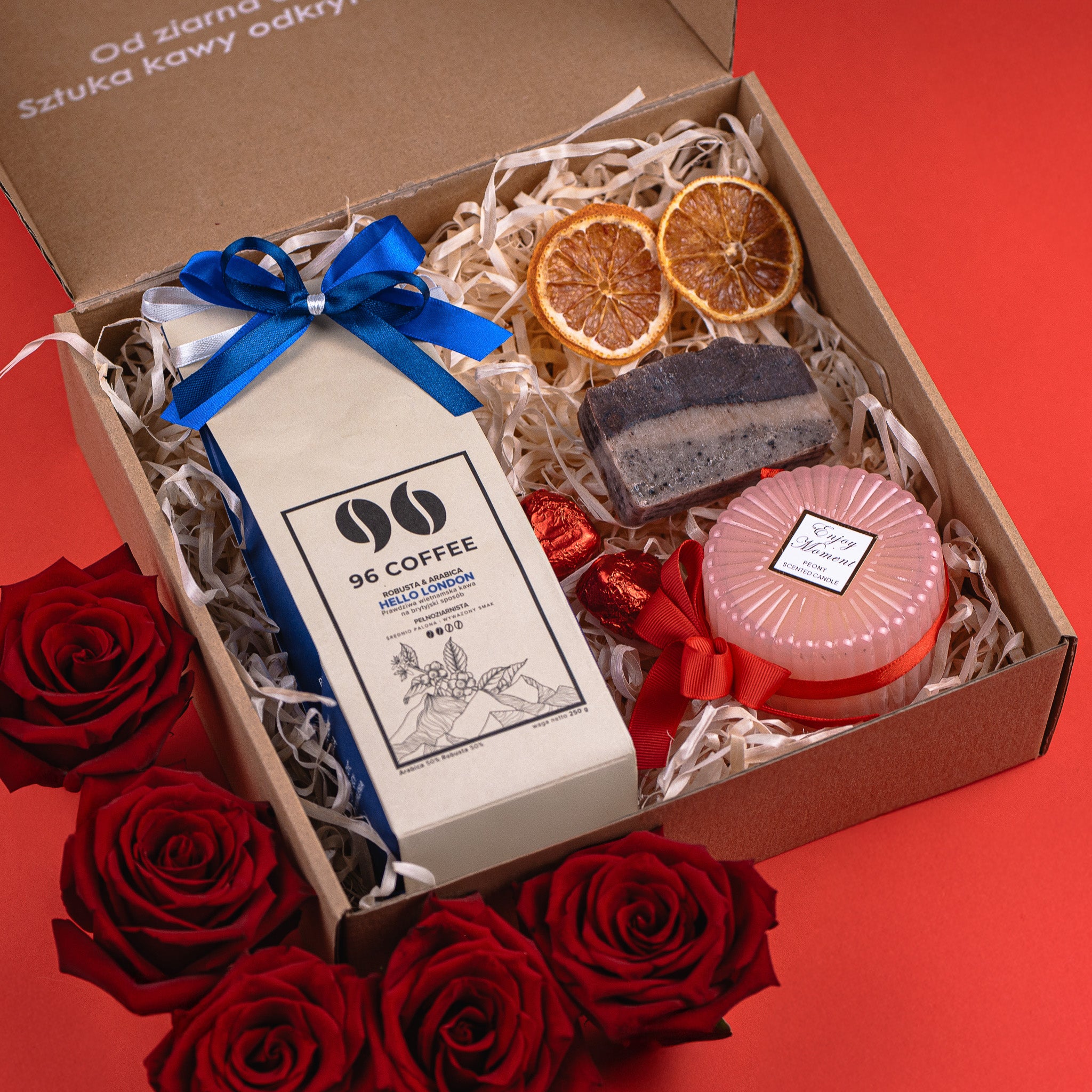 Zestaw walentynkowy kawa, mydełko kawowe, świeca